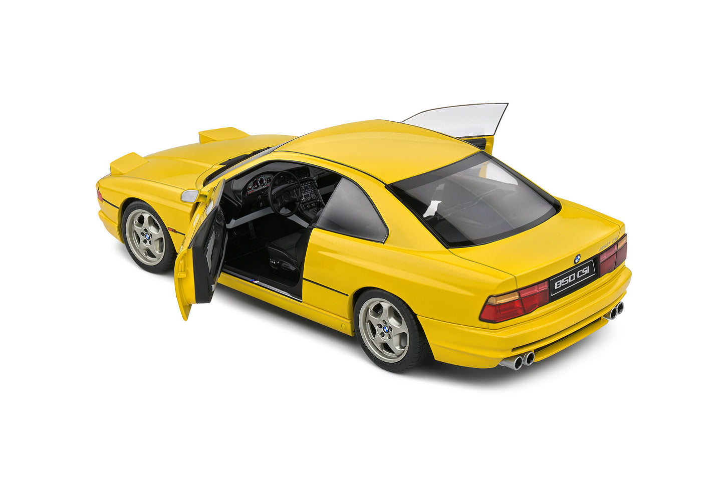 Macheta auto BMW 850 (E31) CSI (1990) 1:18 Solido