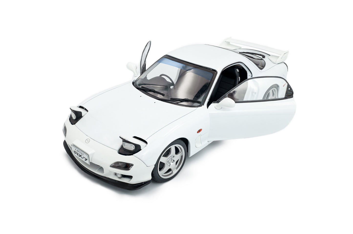 * Precomanda Macheta auto Mazda RX7 FD3RS – Pure White – 1999 1:18 Solido
