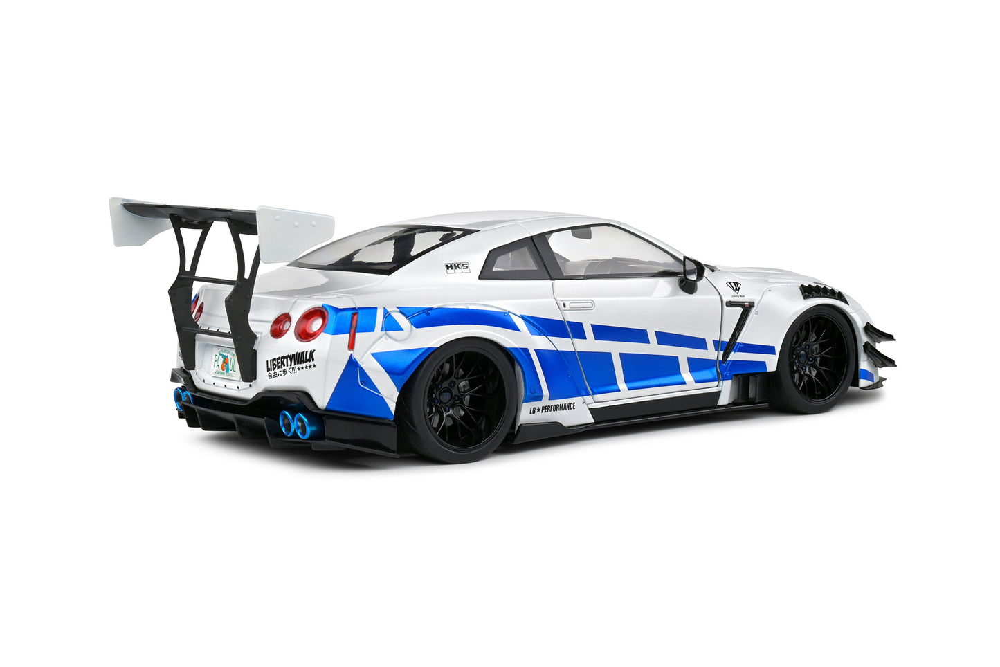 Macheta auto Nissan GT-R (R35) W/ Liberty Walk Body Kit 2.0 2024 1:18 Solido