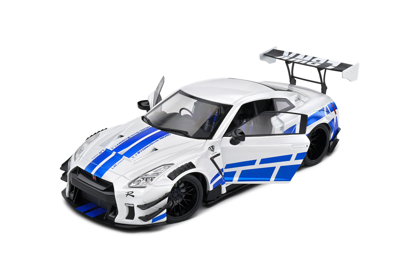 Macheta auto Nissan GT-R (R35) W/ Liberty Walk Body Kit 2.0 2024 1:18 Solido