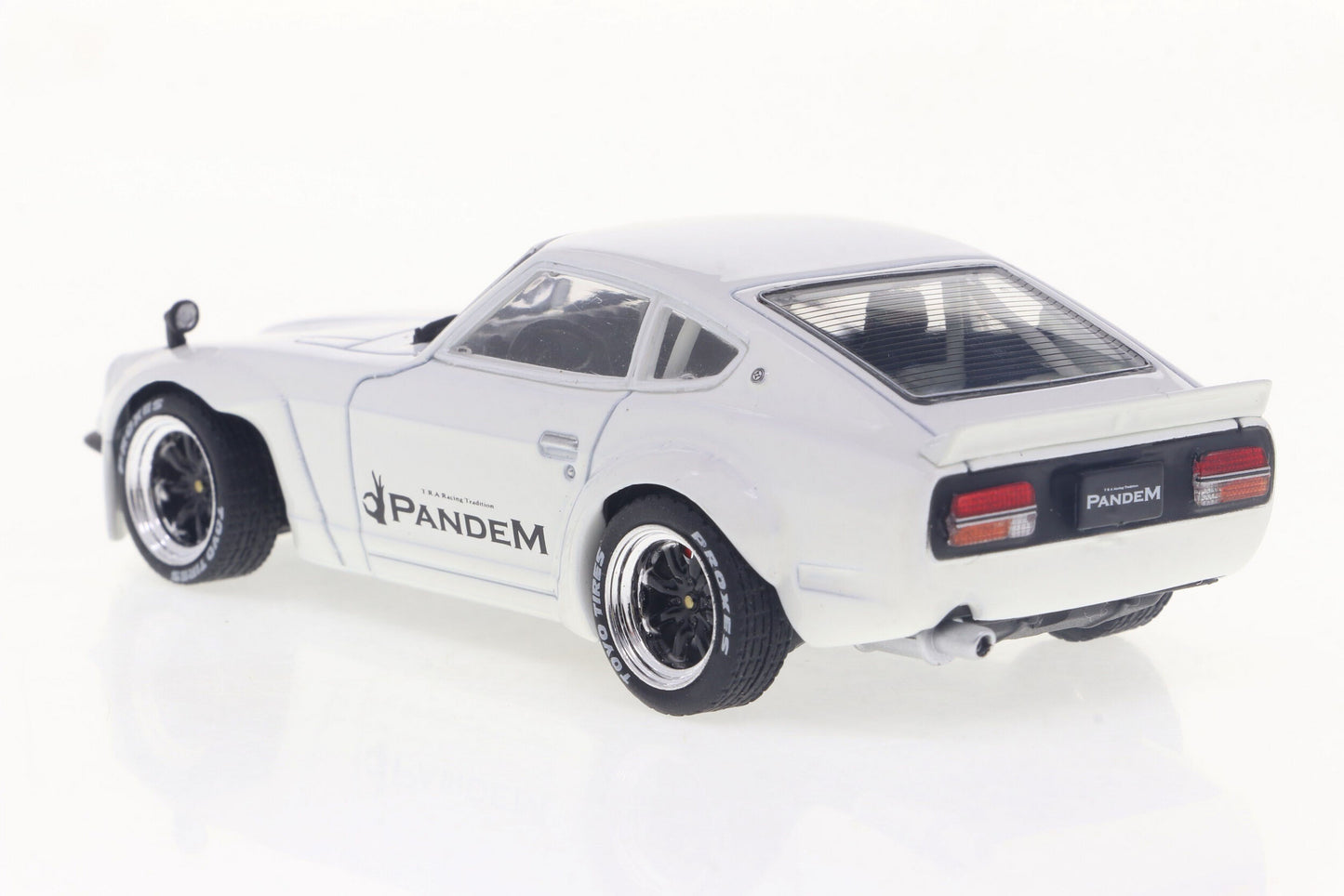 Macheta auto PANDEM 240Z – White – 1973 1:43 Solido