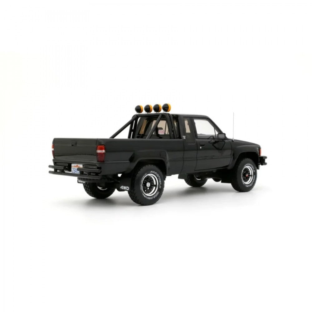 *Precomanda Macheta auto Toyota Hilux SR5 1:18 Otto Models *Precomanda