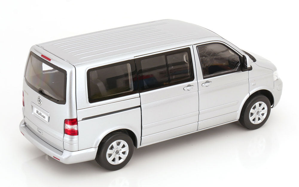 Macheta auto VW T5 Multivan (2003) 1:18 Norev
