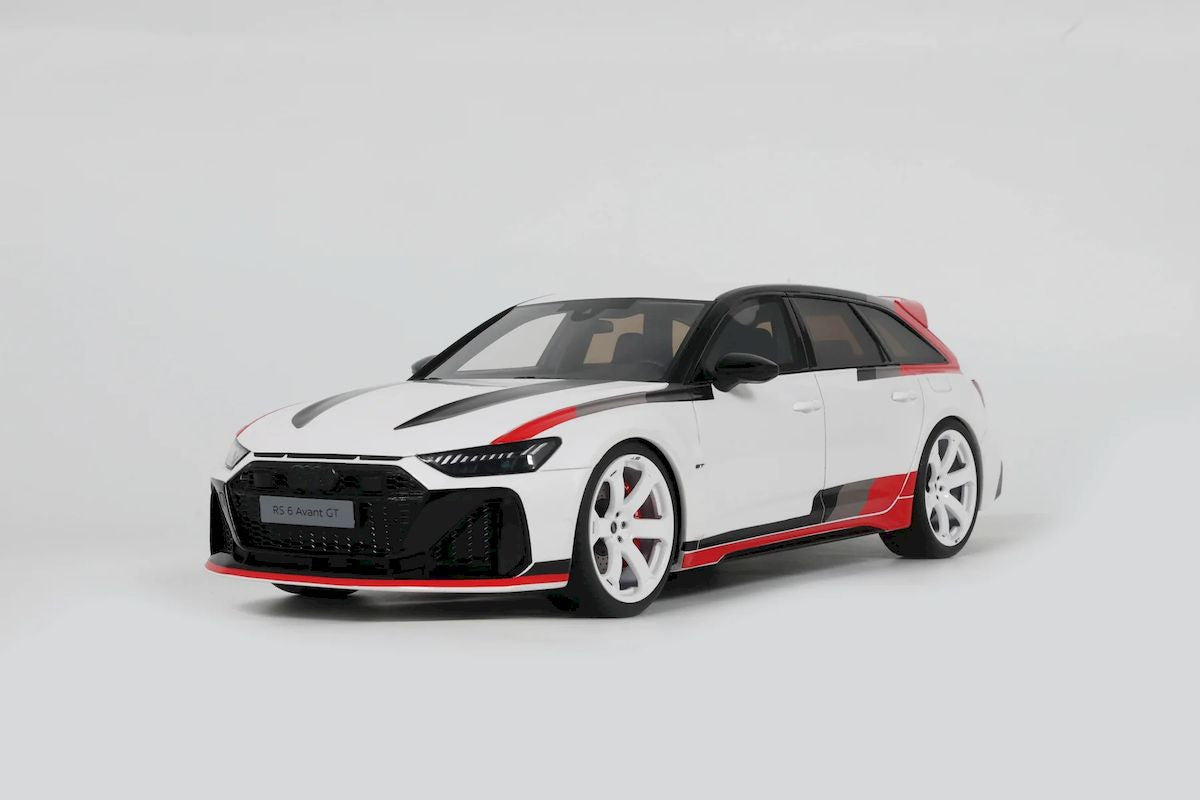 Macheta auto Audi RS6 Avant GT (C8), Arkona White, 2024 1:18 GT Spirit