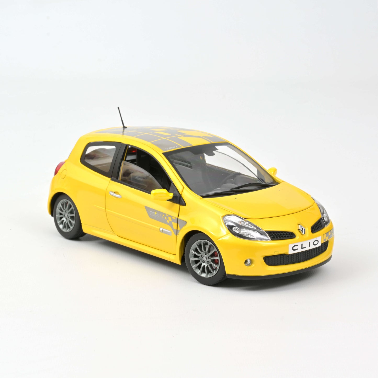 Macheta auto Renault Clio R.S. "F1 Team" 2007 1:18 Norev