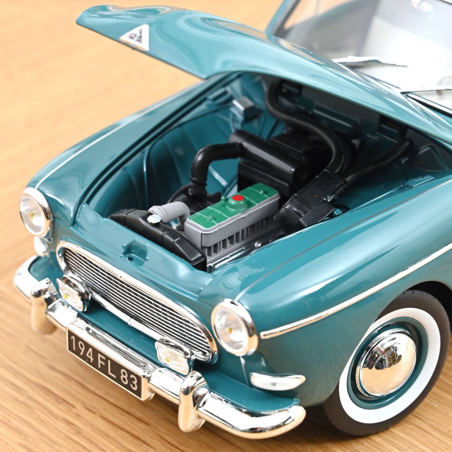 Macheta auto Renault Fregate 1960 Sevigne Green 1:18 Norev