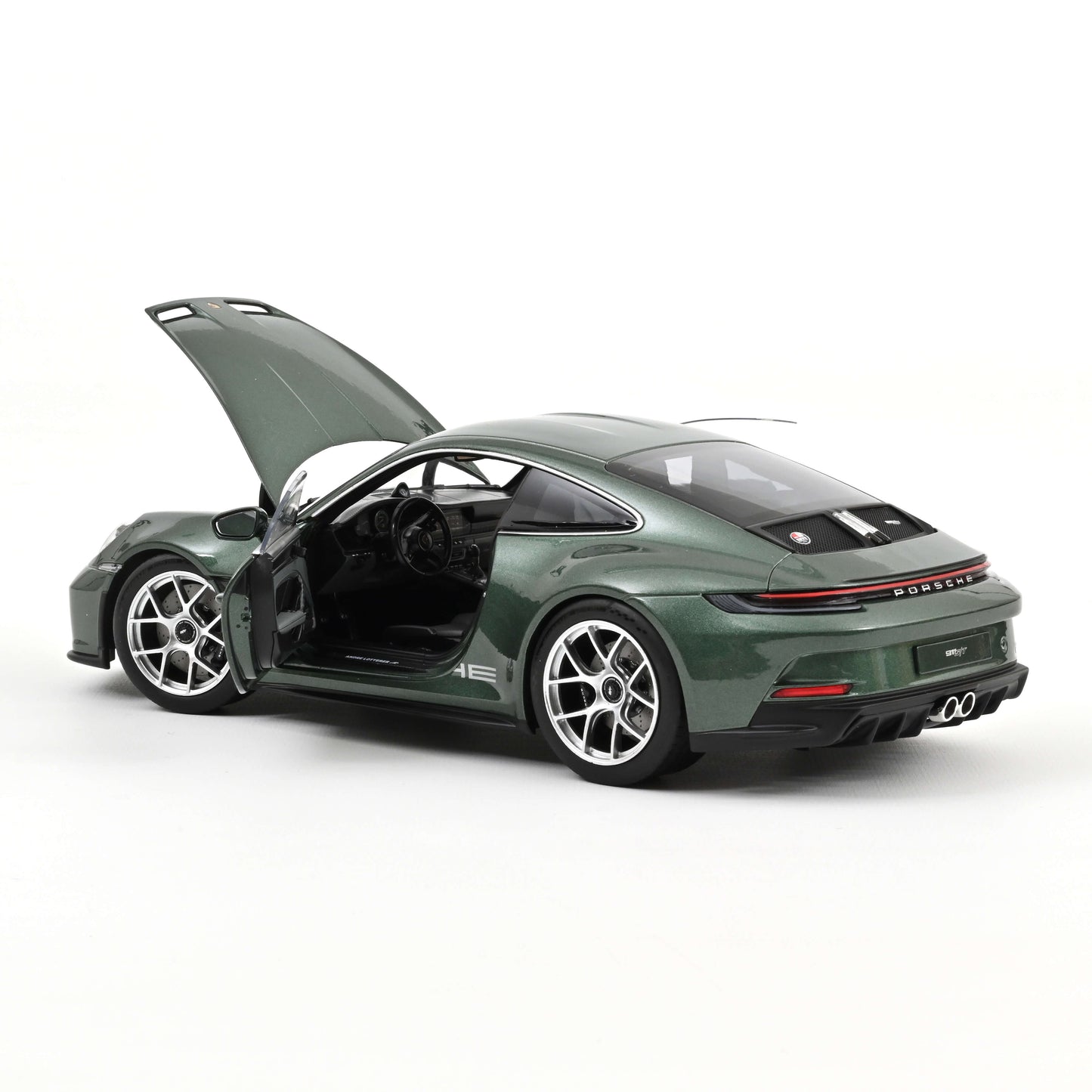 *Pre-order Porsche 911 S/T, Malachite Green Metallic, 2023 1:18 Norev model car