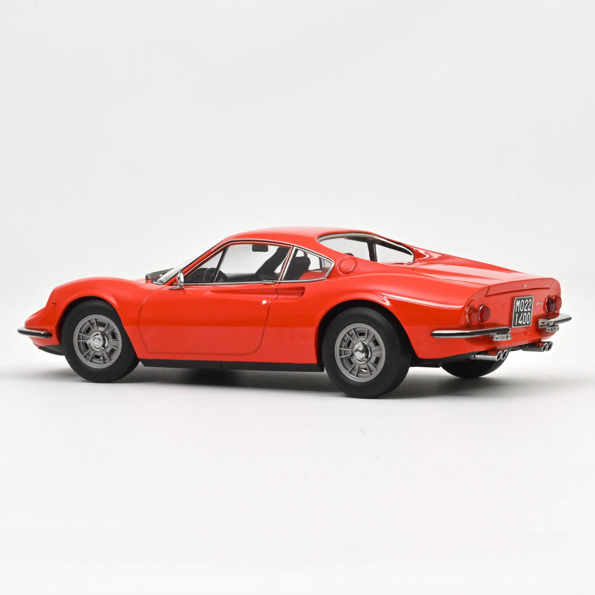 Macheta auto Ferrari Dino 246 GT 1968 Rosso Dino 1:18 Norev