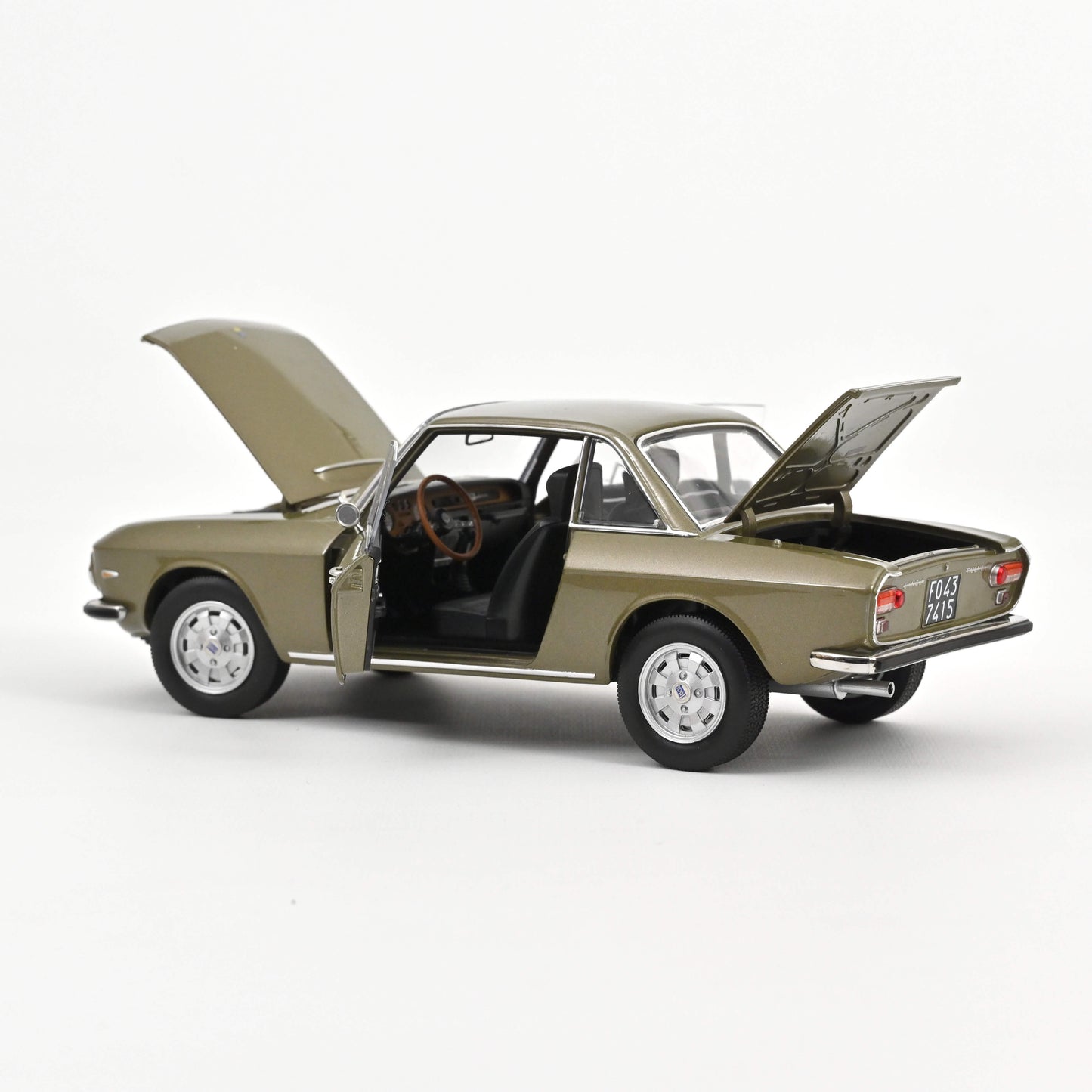 Macheta auto Lancia Fulvia 1971 Bronce Longchamp 1:18 Norev