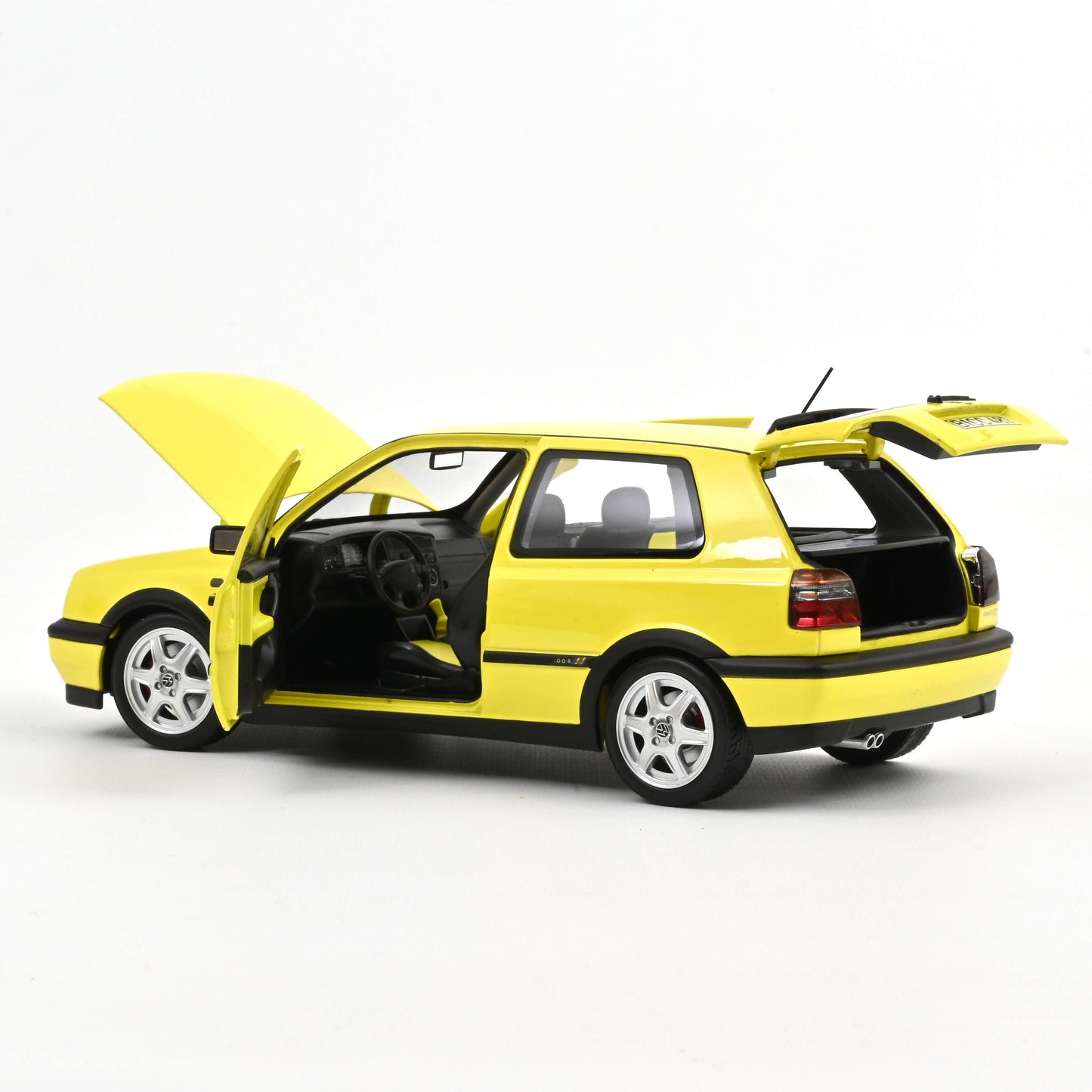 *Precomanda Macheta auto Volkswagen Golf GTI Color Concept 1994 Yellow 1:18 Norev