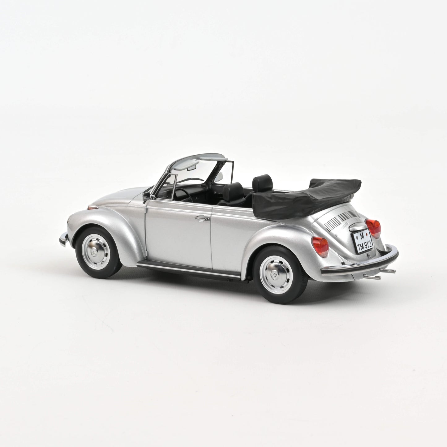Volkswagen 1303 Cabriolet (1973) 1:18 Norev model car