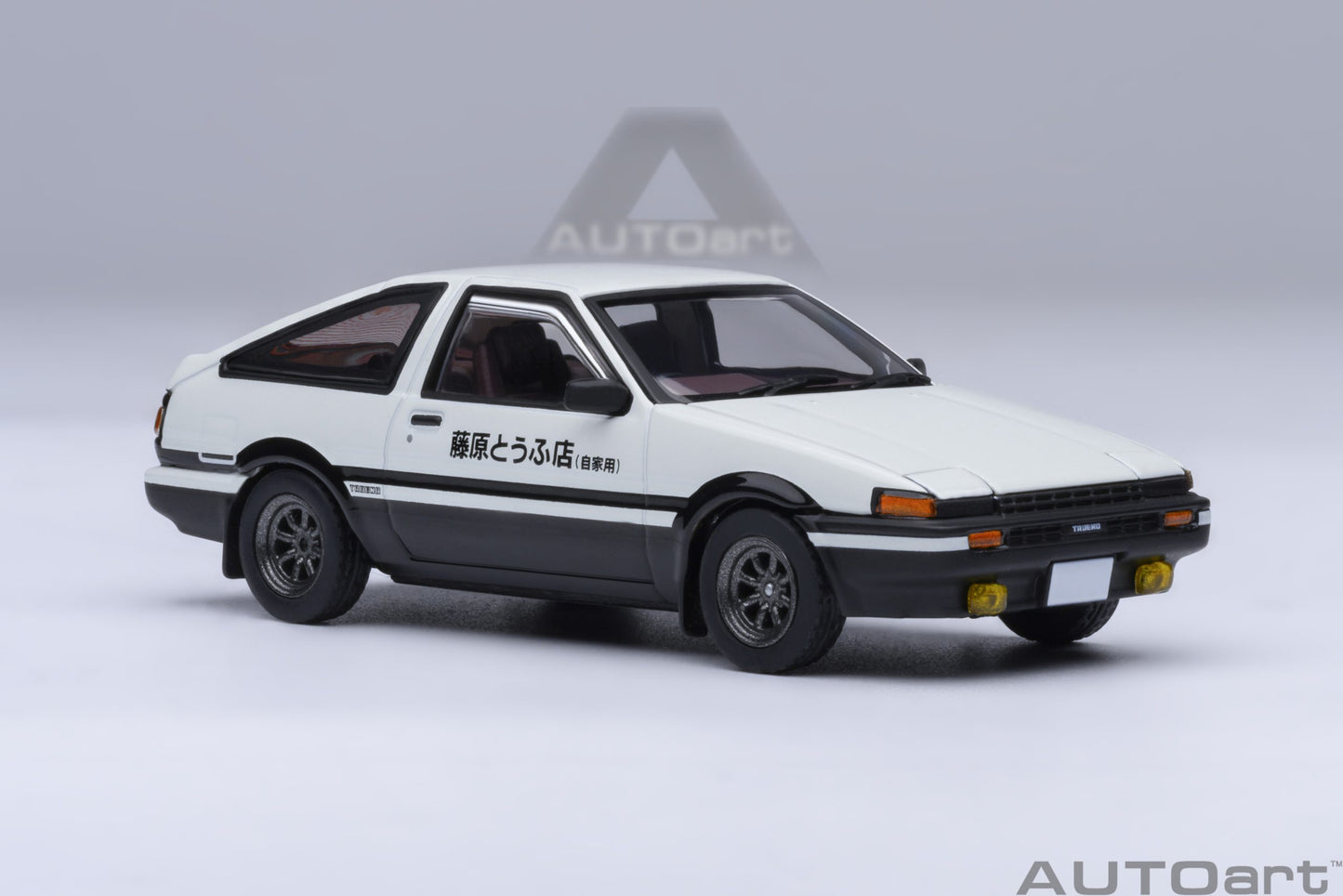 Macheta auto Toyota Sprinter Trueno (AE86) “Initial D” 1:64 AutoArt