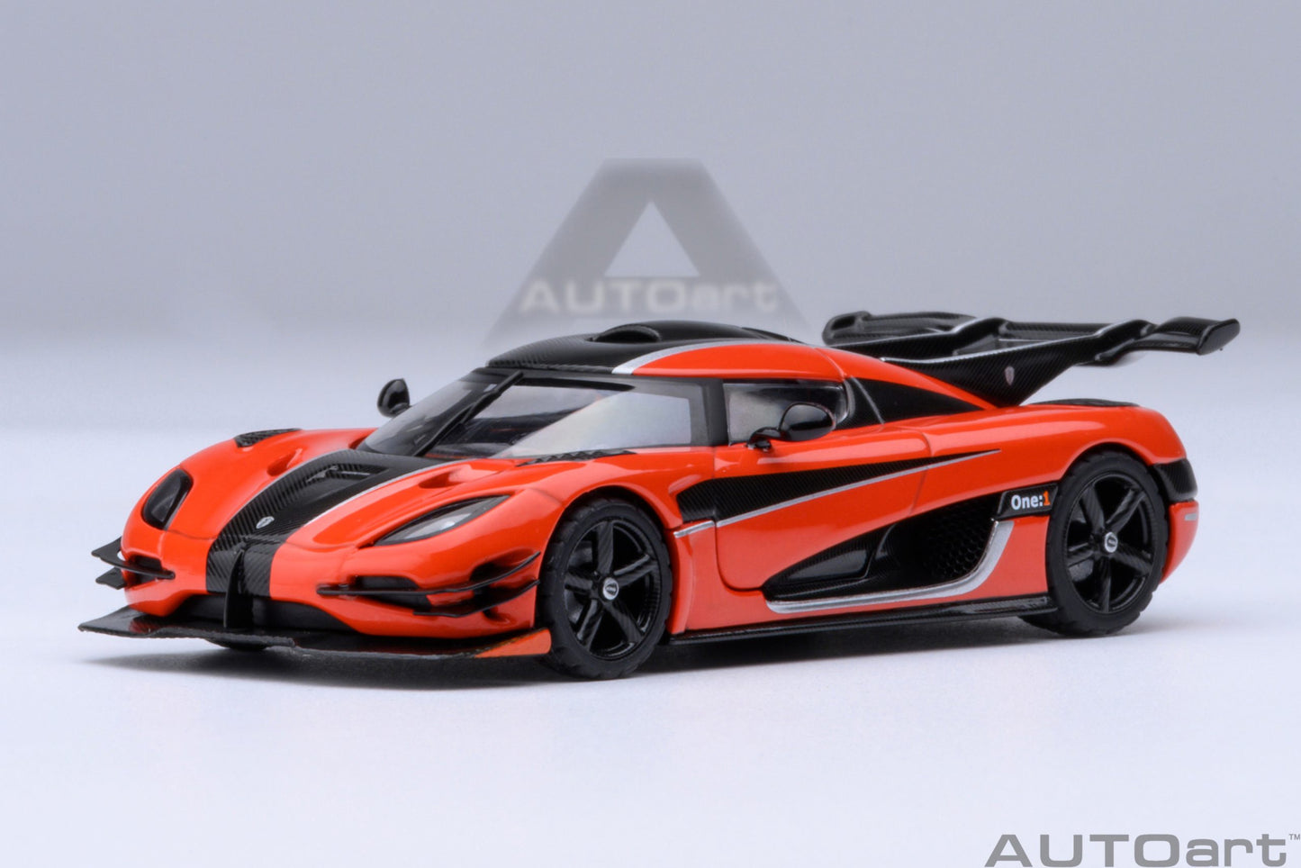 Macheta auto Koenigsegg One:1 1:64 AutoArt