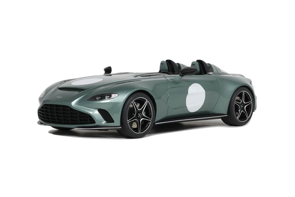 Macheta auto ASTON MARTIN V12 SPEEDSTER 1:18 GT Spirit