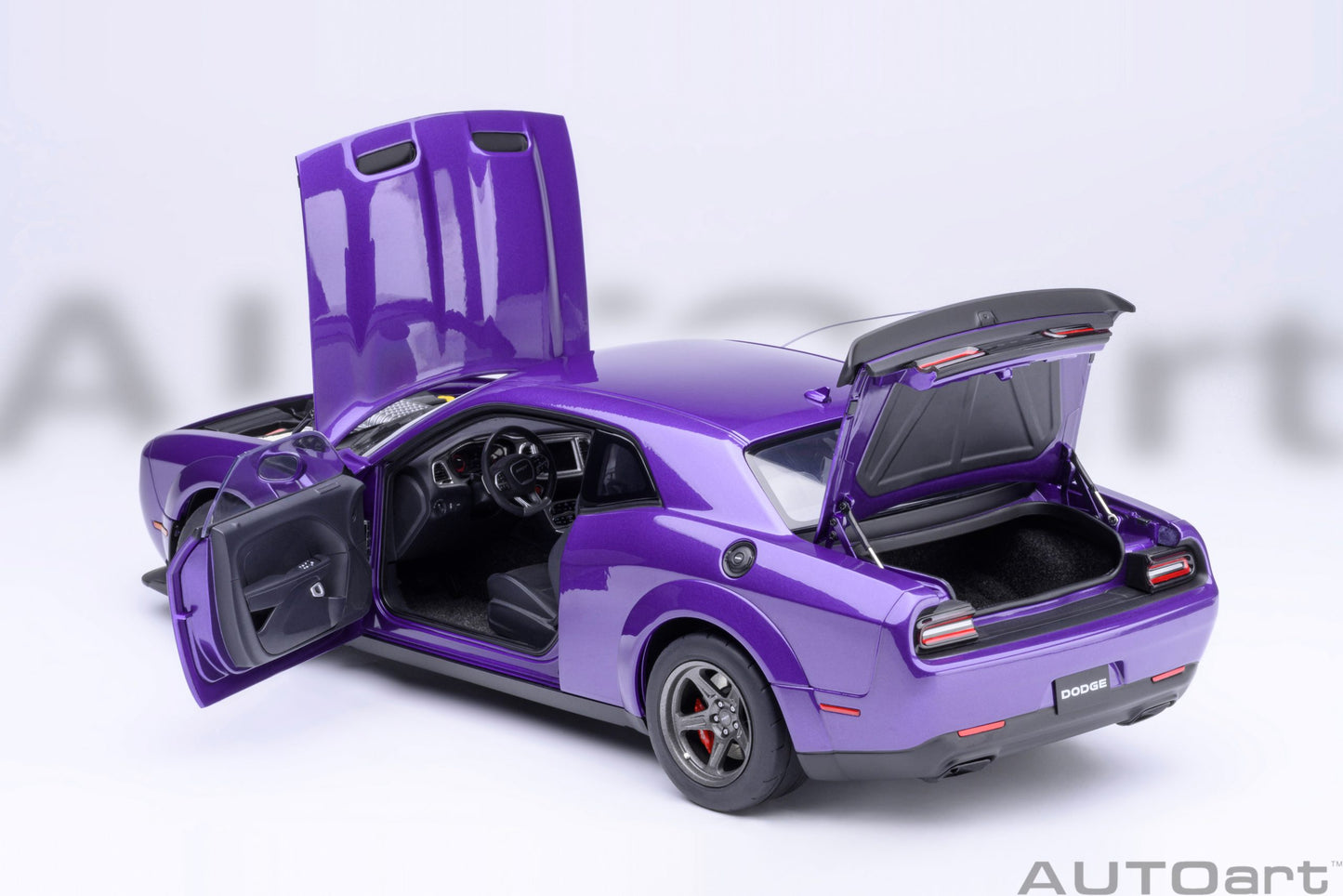 *Precomanda Macheta auto Dodge Challenger SRT Superstock 2023 (Plum Crazy) 1:18 AutoArt