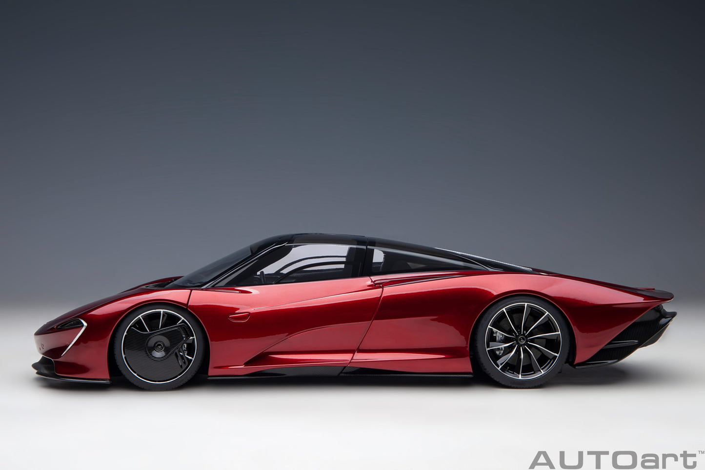 Macheta auto McLaren Speedtail (2020) 1:18 AutoArt