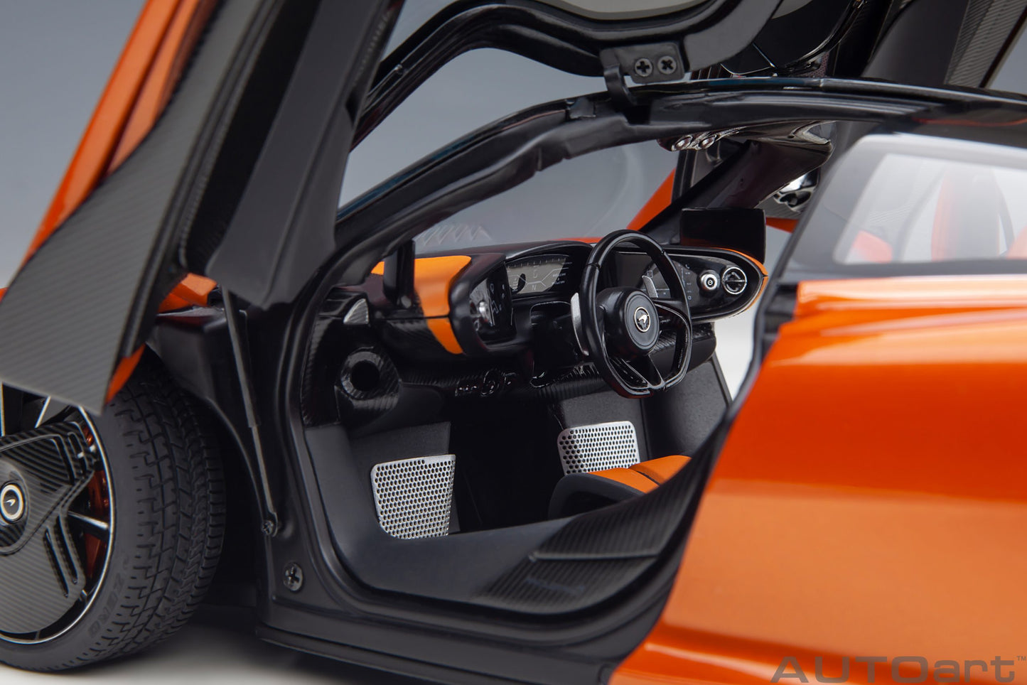 Macheta auto McLaren Speedtail (2020) 1:18 AutoArt