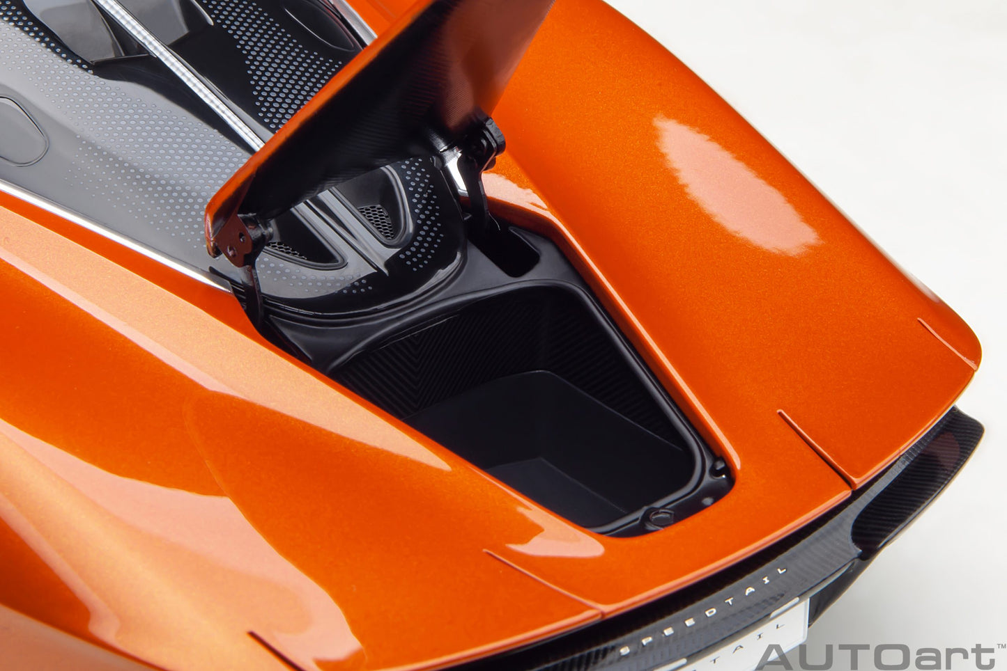 Macheta auto McLaren Speedtail (2020) 1:18 AutoArt