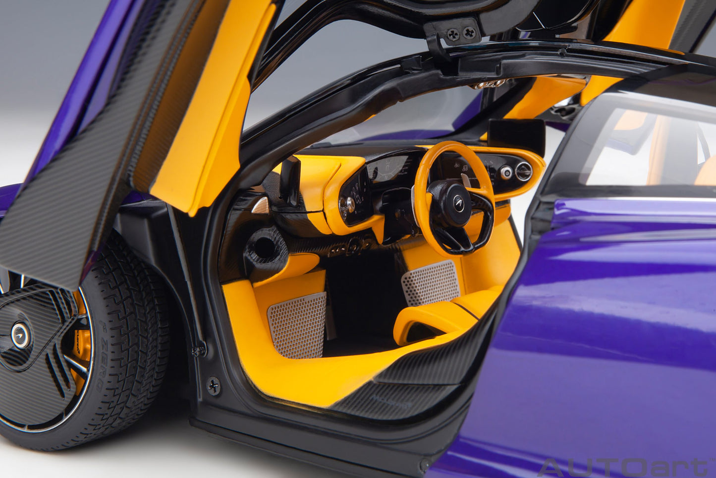 Macheta auto McLaren Speedtail (2020) 1:18 AutoArt