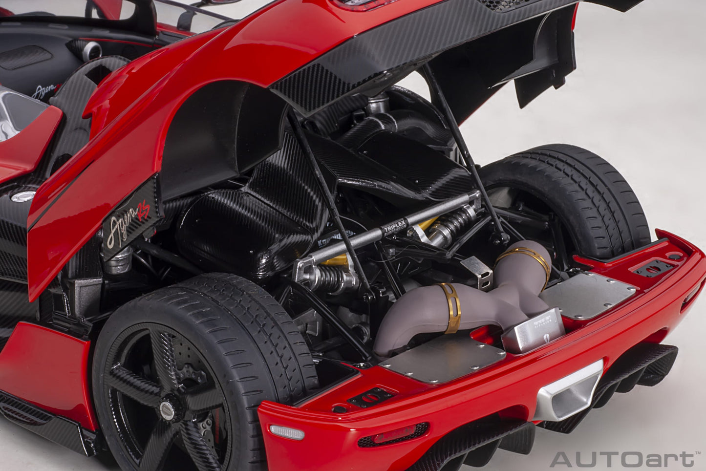 Macheta auto Koenigsegg Agera RS (2015) 1:18 AutoArt