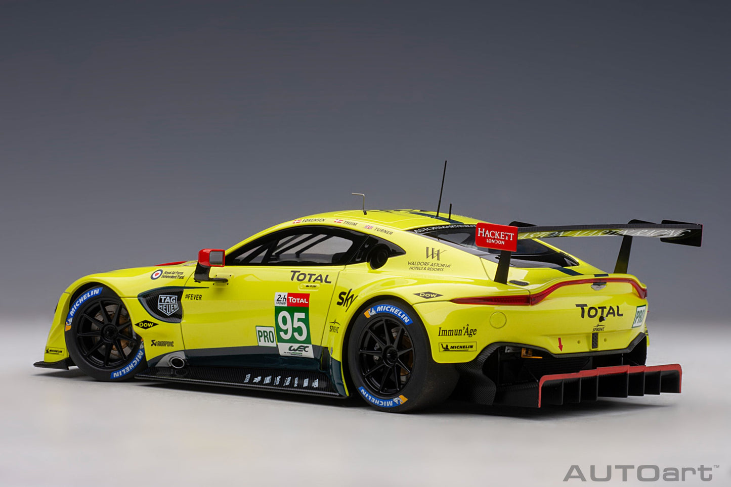 Macheta auto Aston Martin Vantage GTE Pro Le Mans 24h 2018 #95 1:18 AutoArt