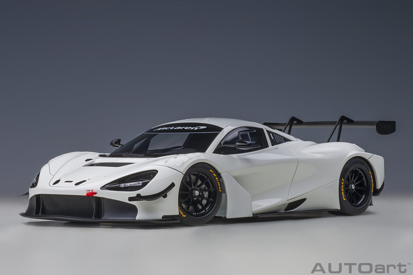 Macheta auto McLaren 720S GT3 Plain Body Version 1:18 AutoArt