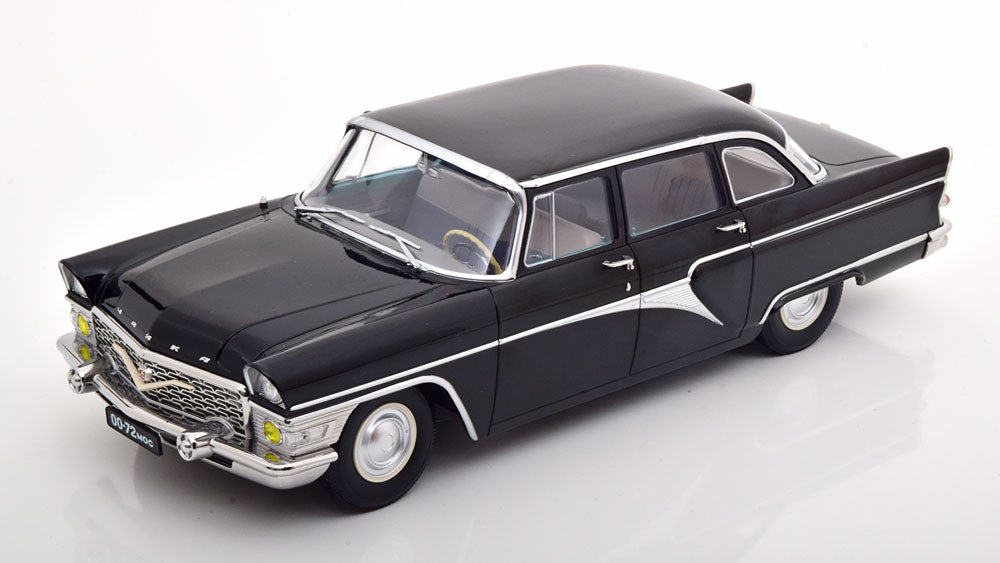 Macheta auto GAZ 13 Seagull 1959 1:18 Triple9