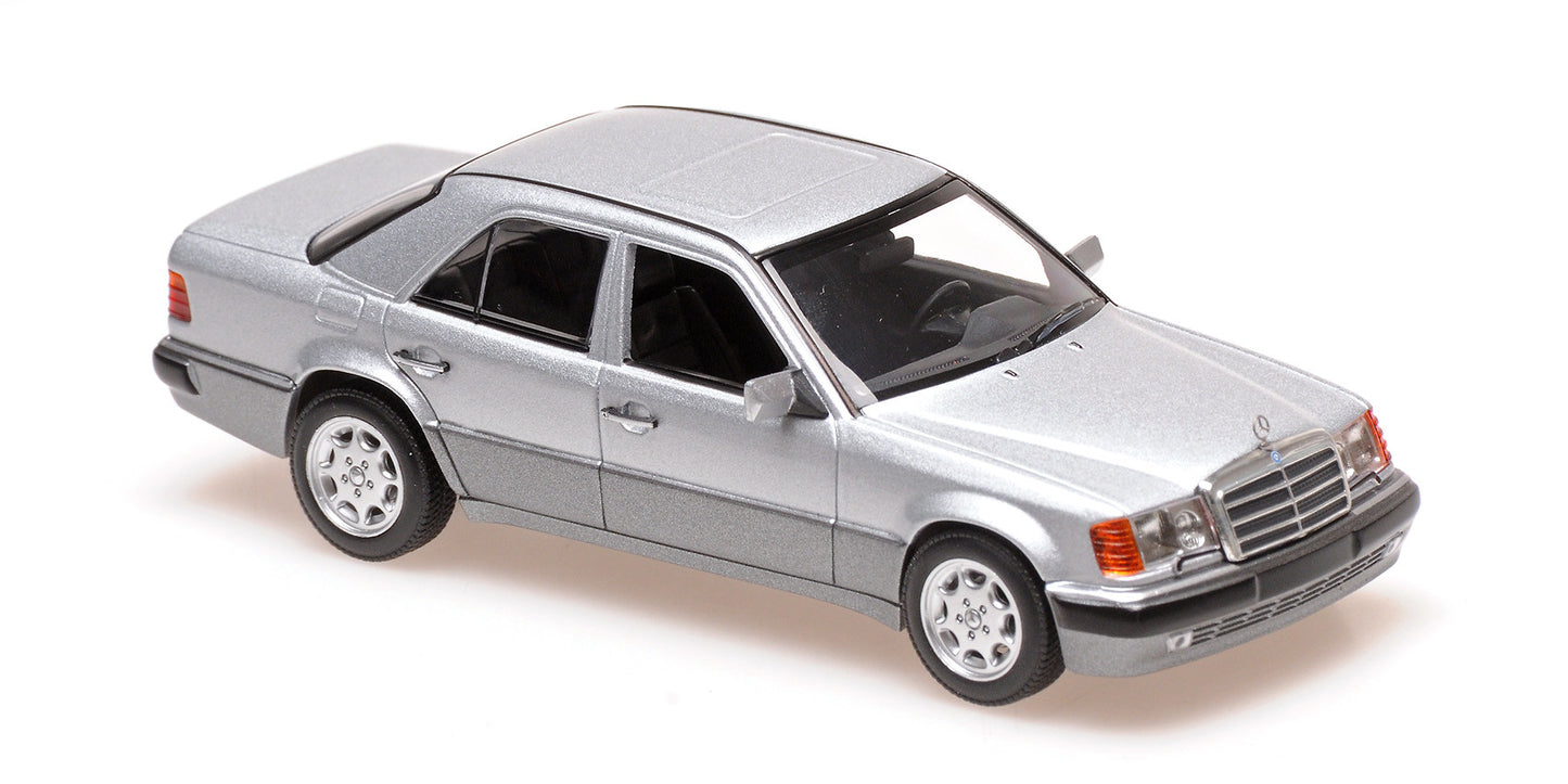 Macheta auto Mercedes-Benz 500E V8, Silver Metallic, 1991 1:43 Minichamps/Maxichamps