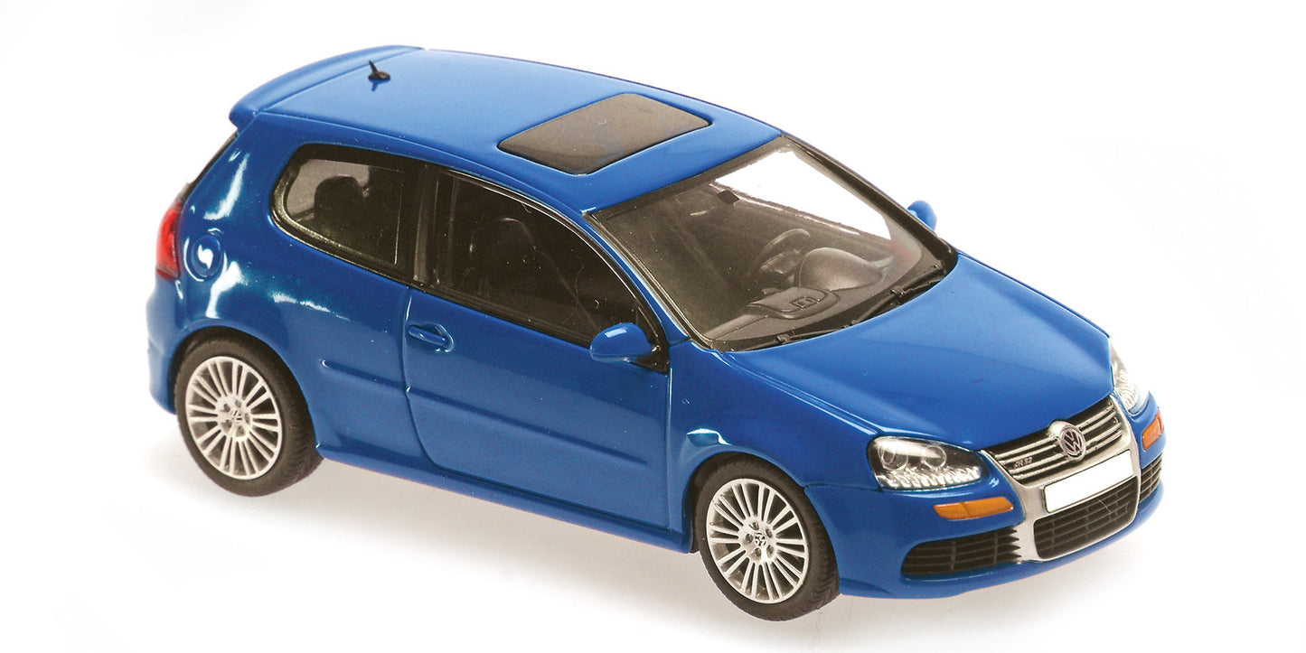Macheta auto Volkswagen Golf V R32, Blue Metallic, 2005 1:43 Minichamps/Maxichamps