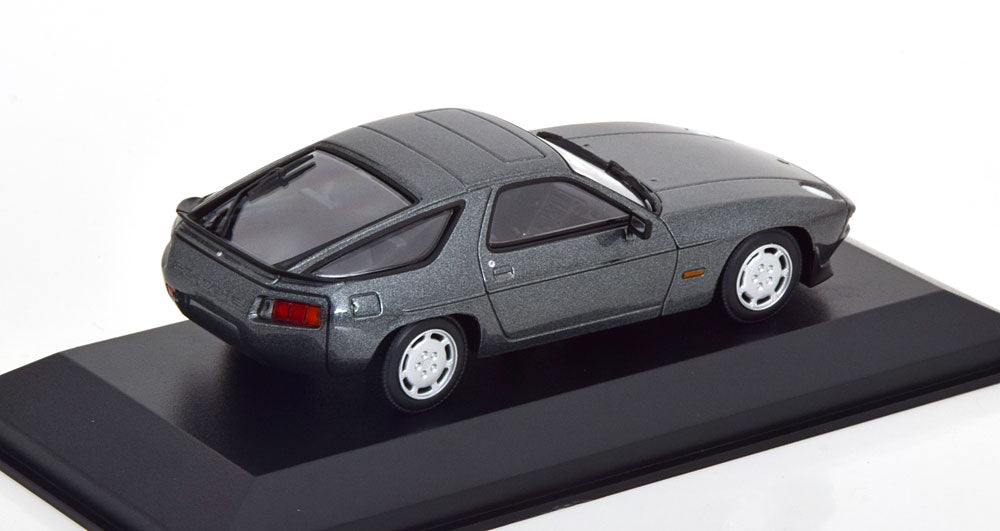 Macheta auto Porsche 928 S 1978 1:43 Minichamps