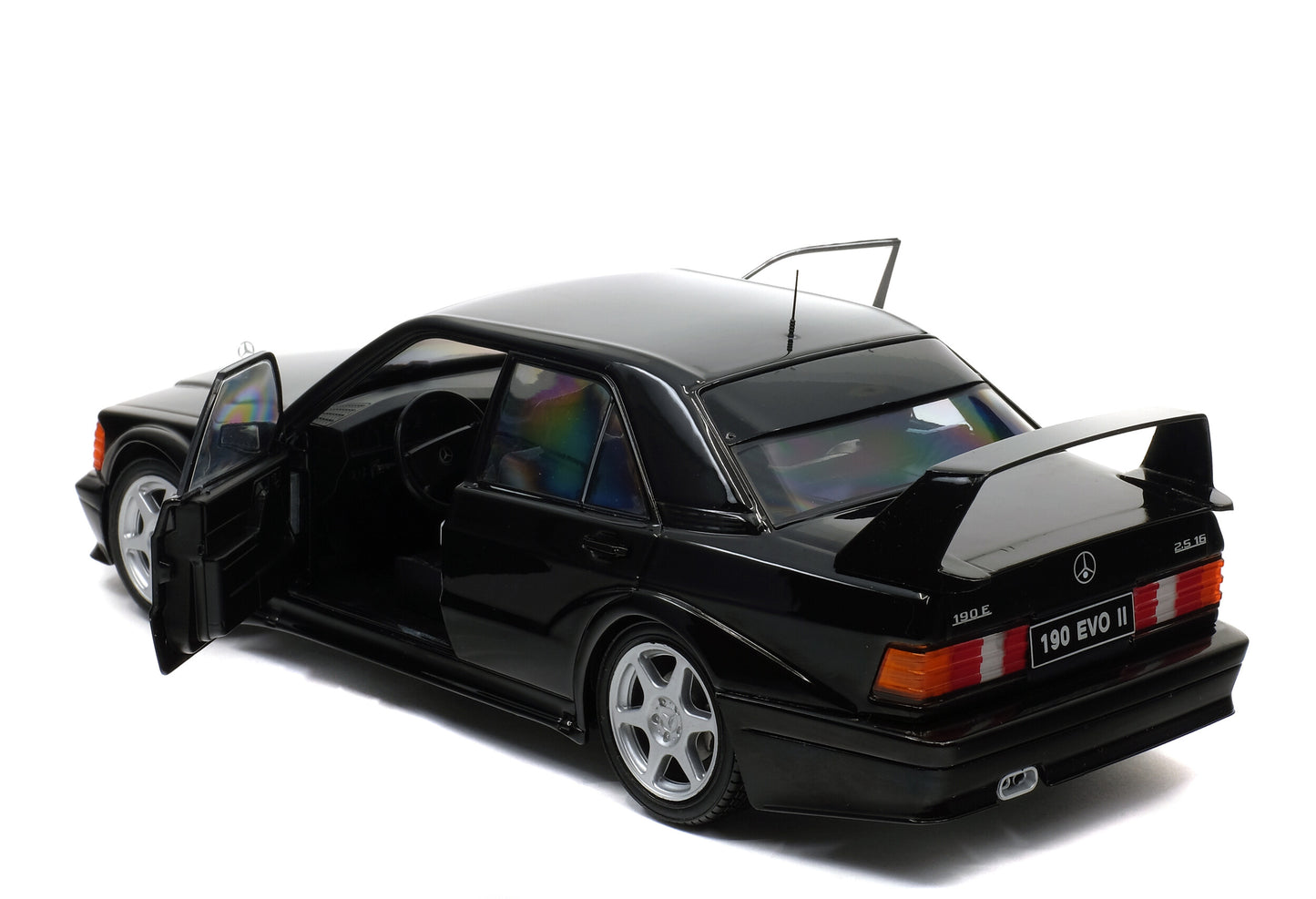 Mercedes Benz 190E Evo II W201 (1990) model car 1:18 Solido