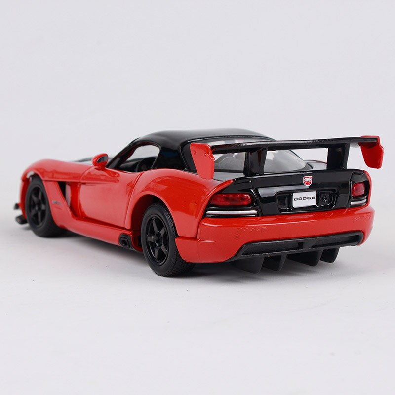 Macheta auto Dodge Viper SRT-10 ACR (2003) 1:24 Bburago