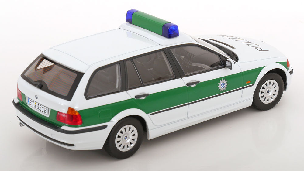 Macheta auto BMW Seria 3 E46 Touring Polizei 1999 1:18 KK-Scale