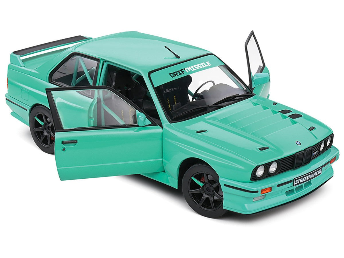 Macheta auto BMW E30 M3 – Tiffany Blue Custom 1:18 Solido Precomanda