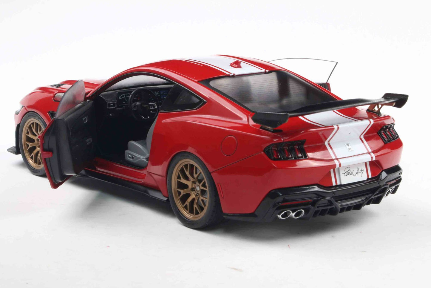 *Precomanda Macheta auto Ford Mustang Super Snake Race Red 2025 1:18 Solido