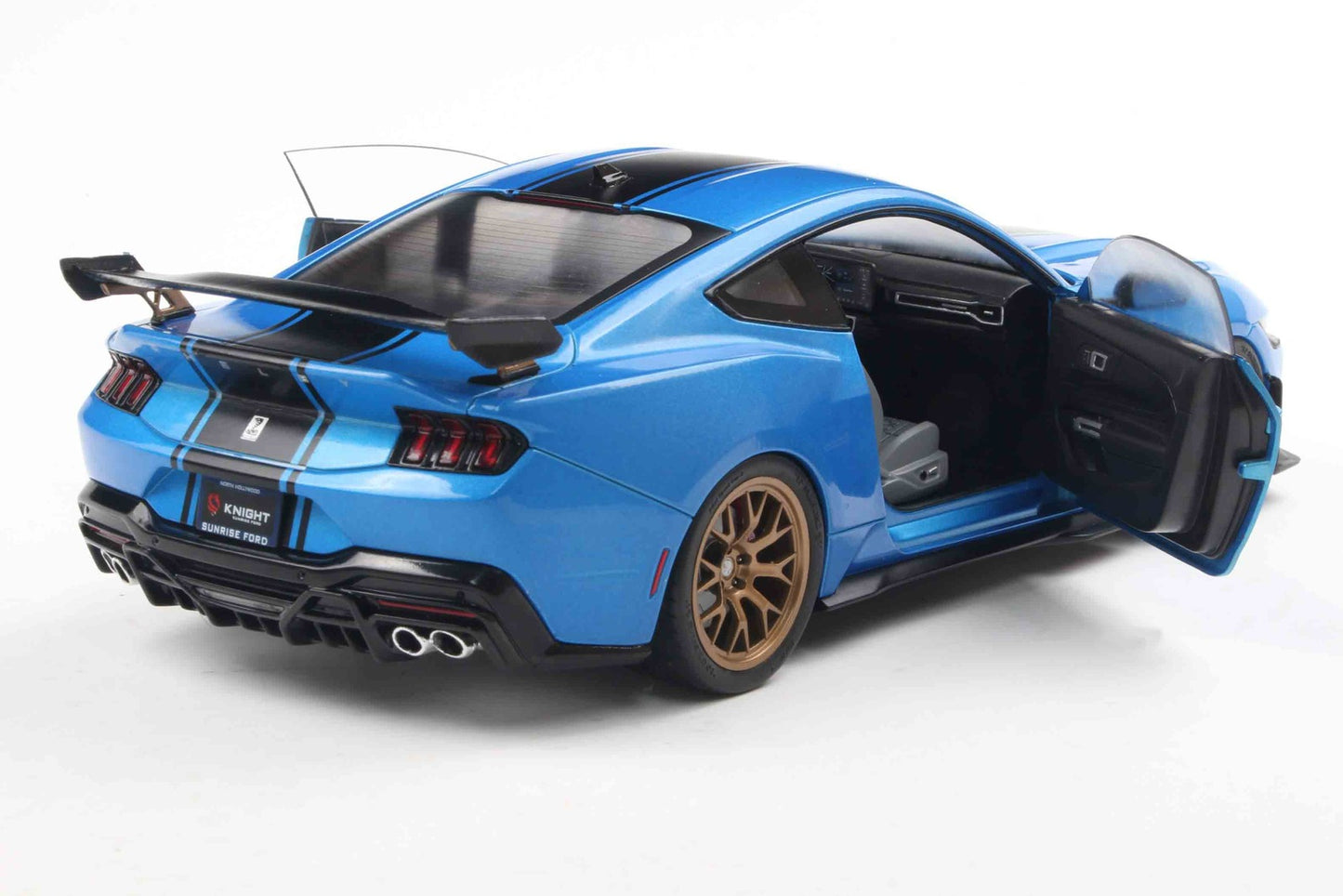 *Precomanda Macheta auto Ford Mustang Super Snake Grabber Blue Metalic 2025 1:18 Solido