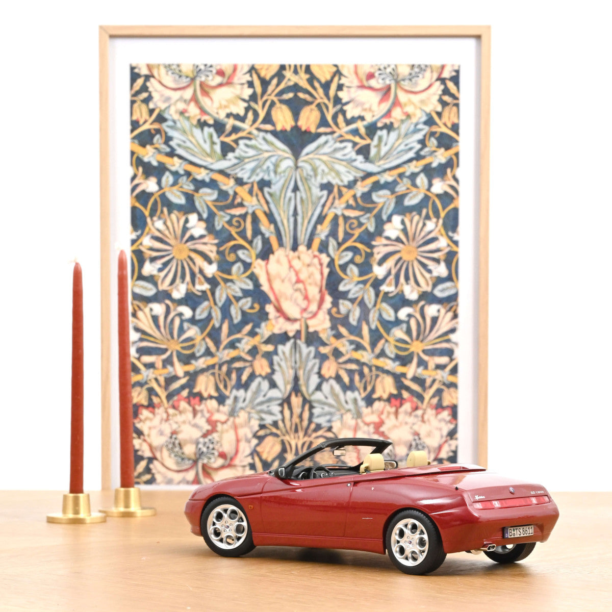 Alfa Romeo Spider 1999 Proteo Red metallic 1:18 Norev