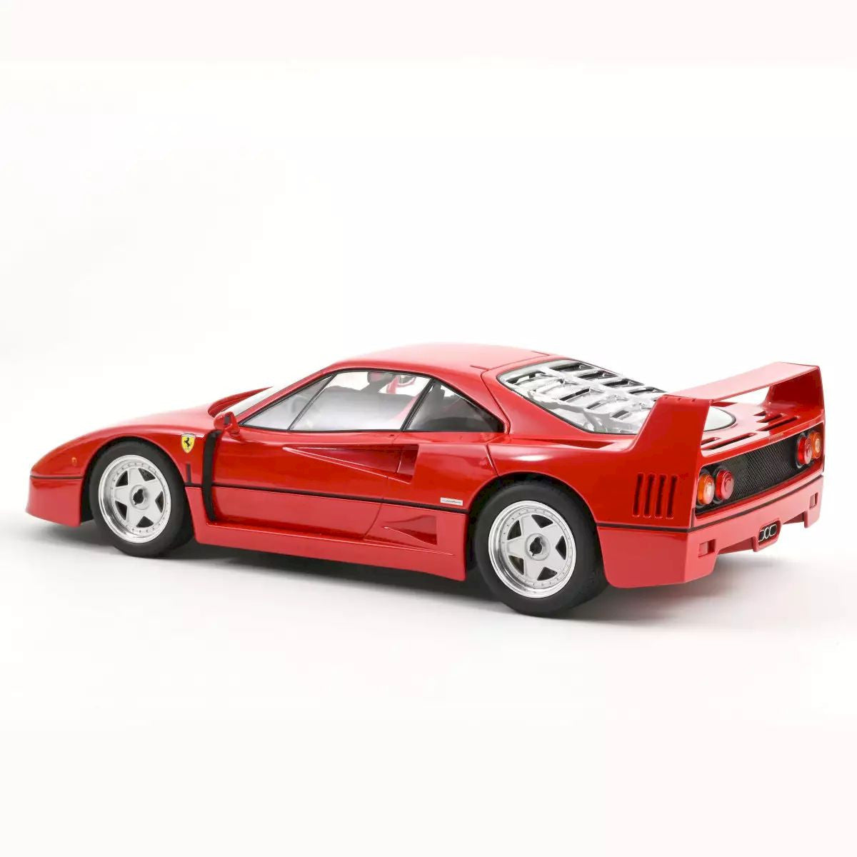 Macheta auto Ferrari F40 1987 1:12 Norev