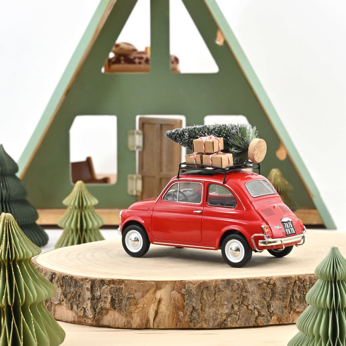 Macheta auto Fiat 500 L 1968 1:18 Norev