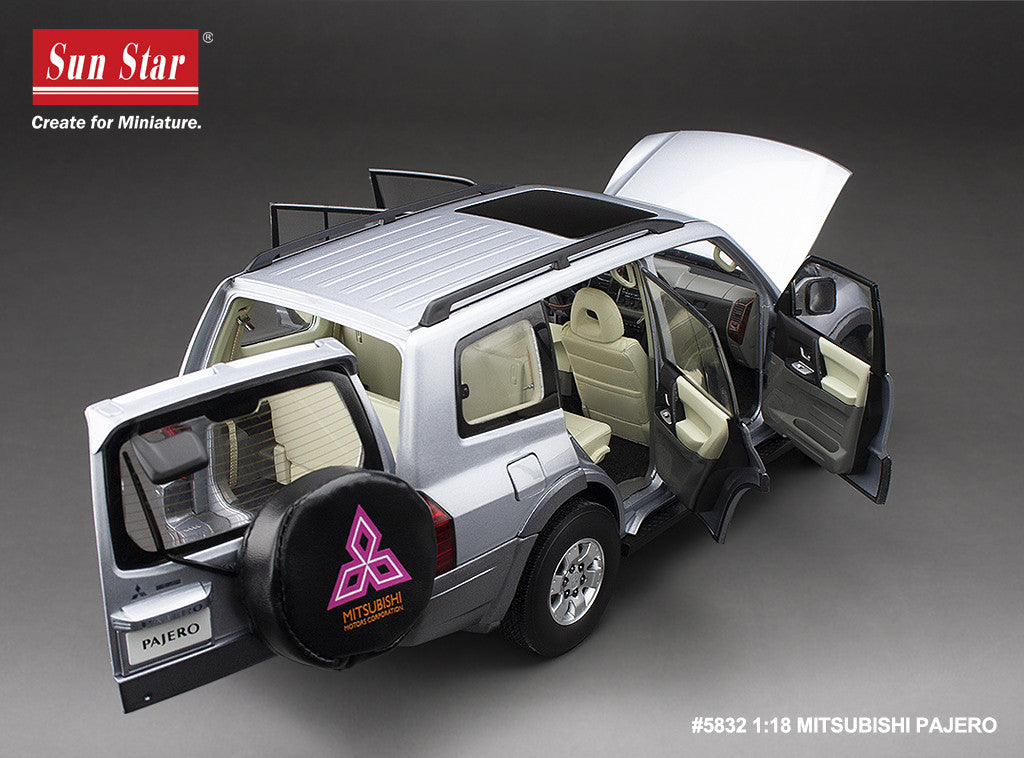 Mitsubishi Pajero V73 1:18 SunStar model car