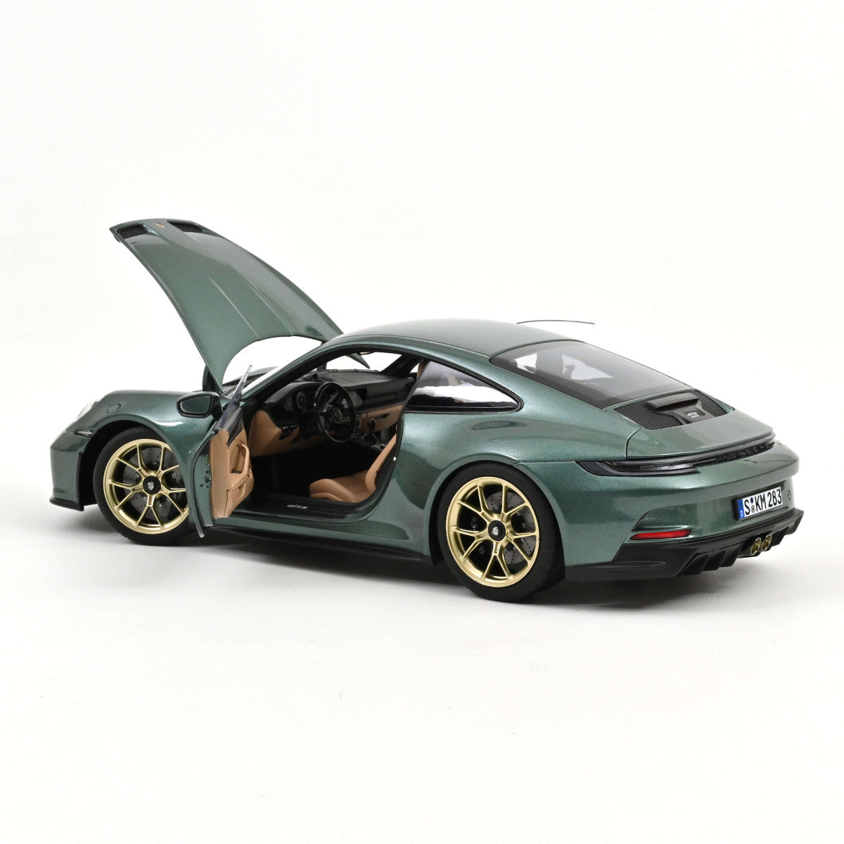 Model car Porsche 911 GT3 with Touring Package, Malachite Green Metallic, 2021 1:18 Norev