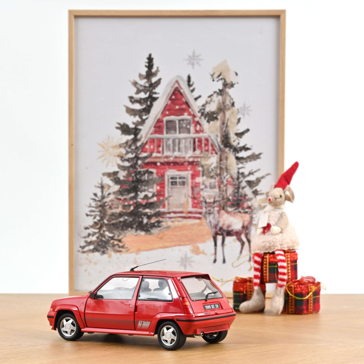 Macheta auto Renault Supercinq GT Turbo 1989 1:18 Norev