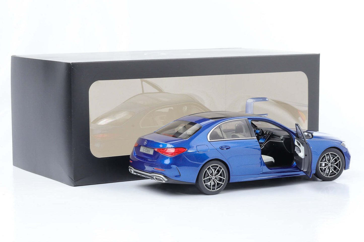 Macheta auto Mercedes-Benz C-Class W206 Sedan (2021) 1:18 NZG Dealer Edition