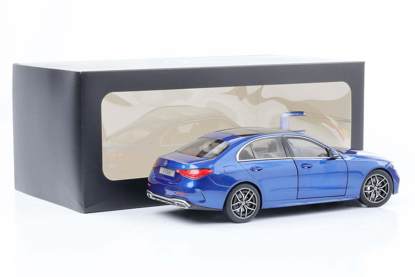 Macheta auto Mercedes-Benz C-Class W206 Sedan (2021) 1:18 NZG Dealer Edition