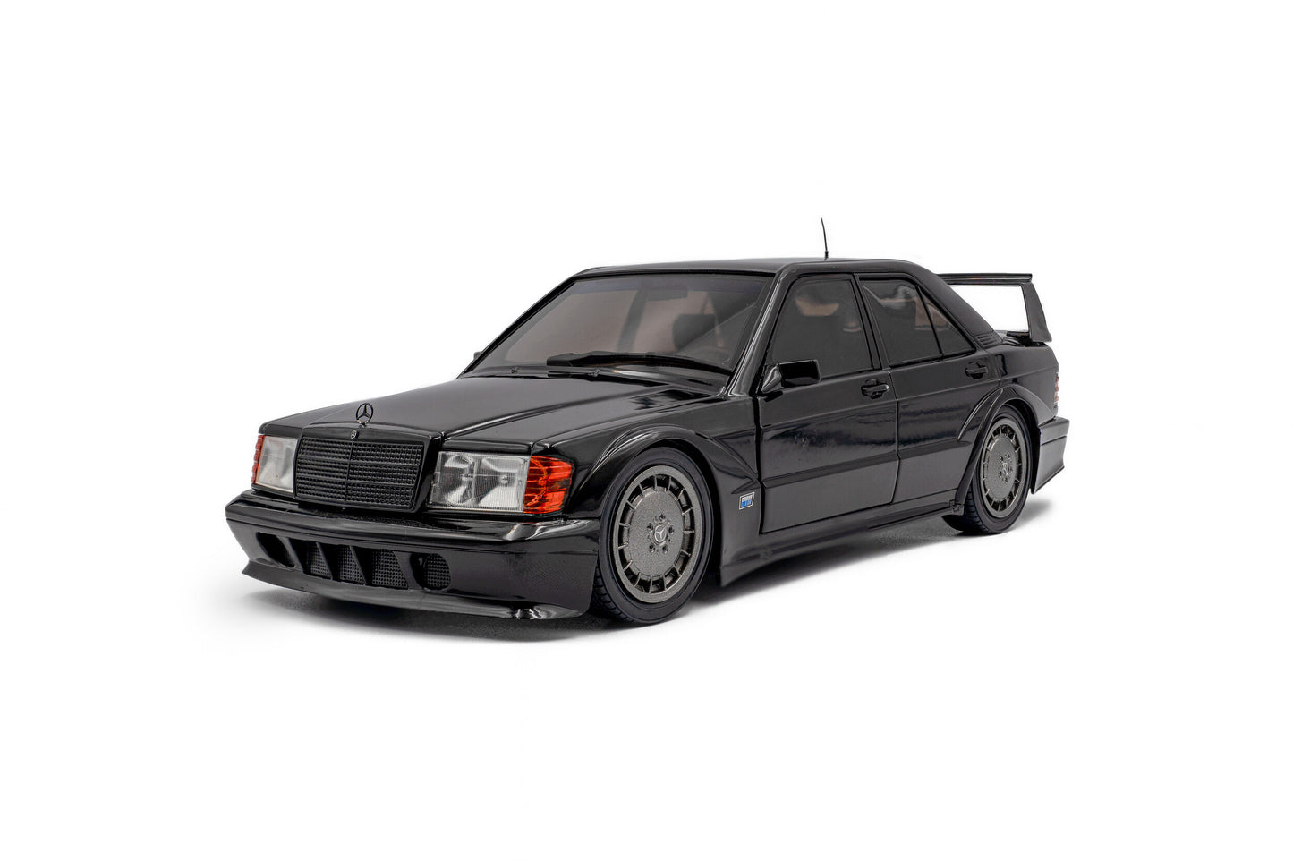 Macheta auto Mercedes-Benz 190 (W201) Evo II – Solido Works Black – 1990 1:18 Solido