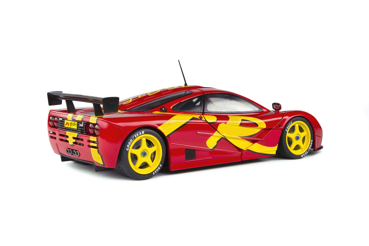 Macheta auto McLaren F1 GTR Short Tail Launch Livery (1996) 1:18 Solido
