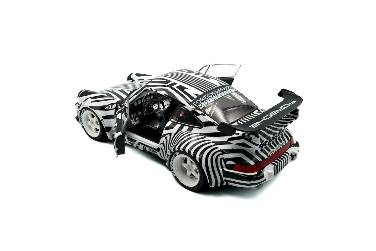 Macheta auto Porsche 911 RWB Bodykit "The Zebra" 2022 1:18 Solido