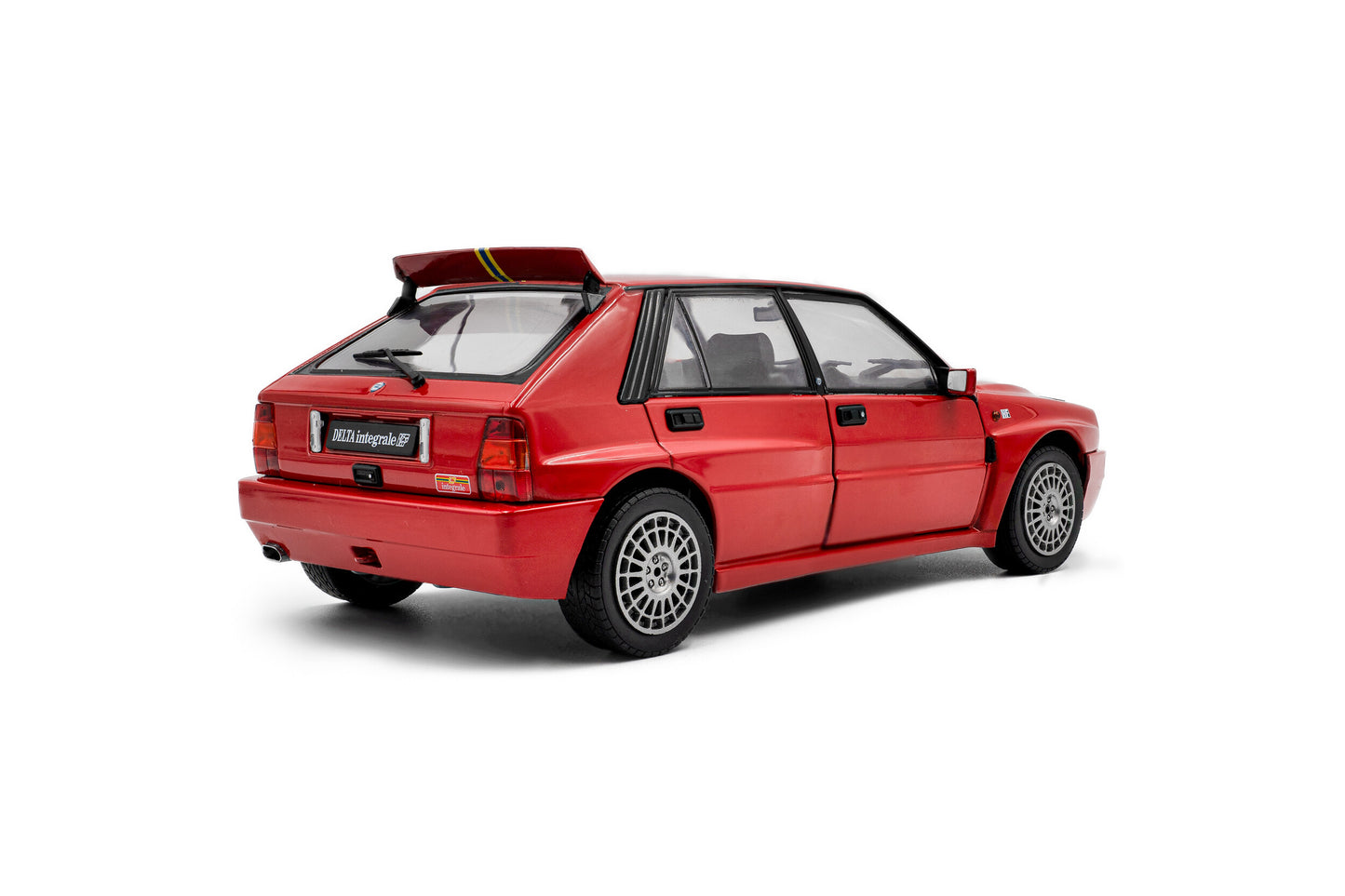 Macheta auto Lancia Delta HF Integrale Final Edition – 1995 1:18 Solido