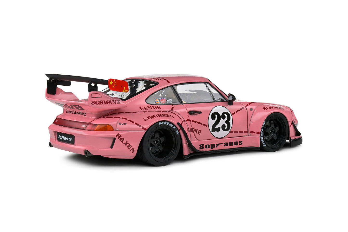 Macheta auto RWB Bodykit Pink Pig 2020 1:18 Solido