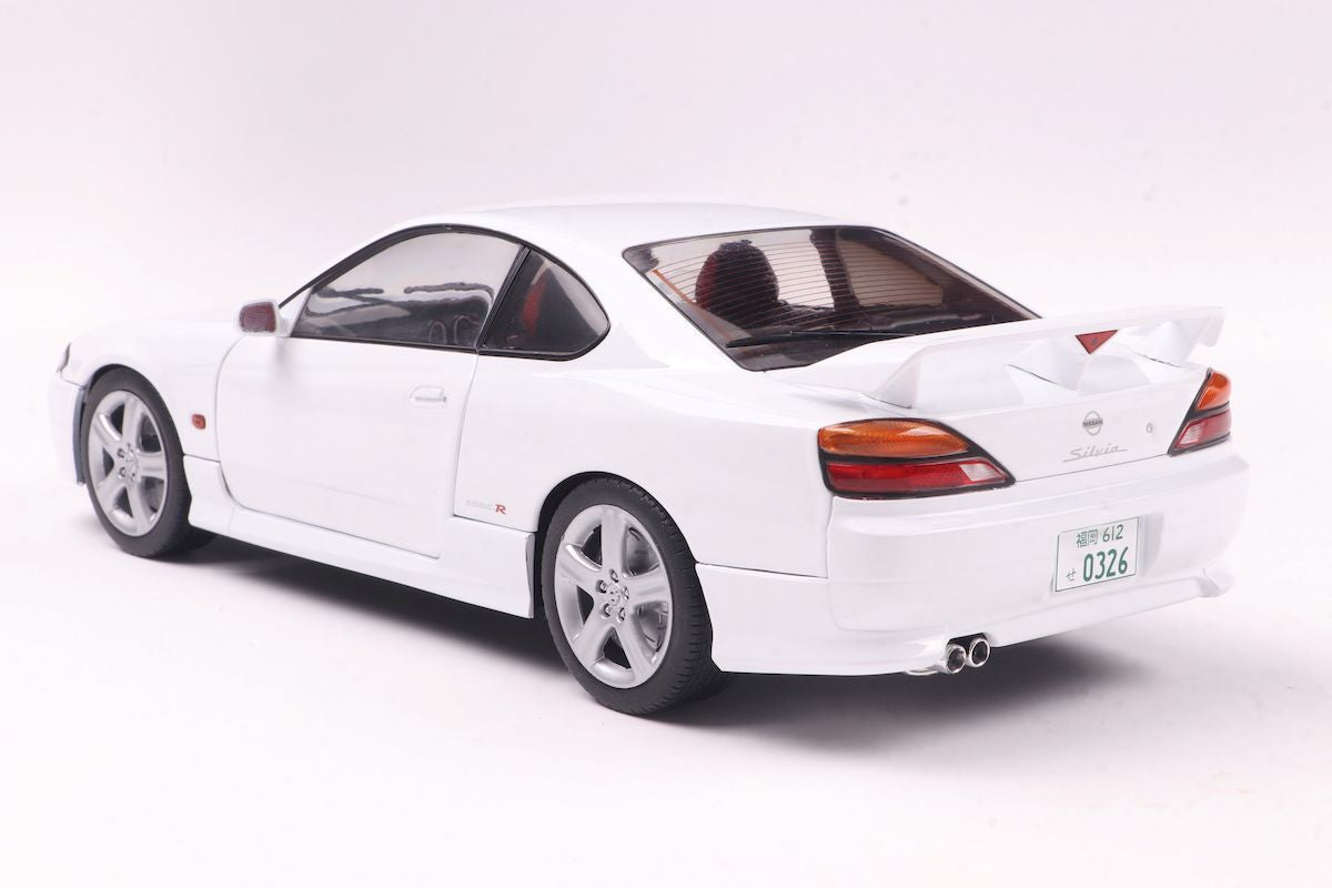 Macheta auto NISSAN SILVIA S15 SPEC-R AERO ASPEN WHITE 1999 1:18 Solido